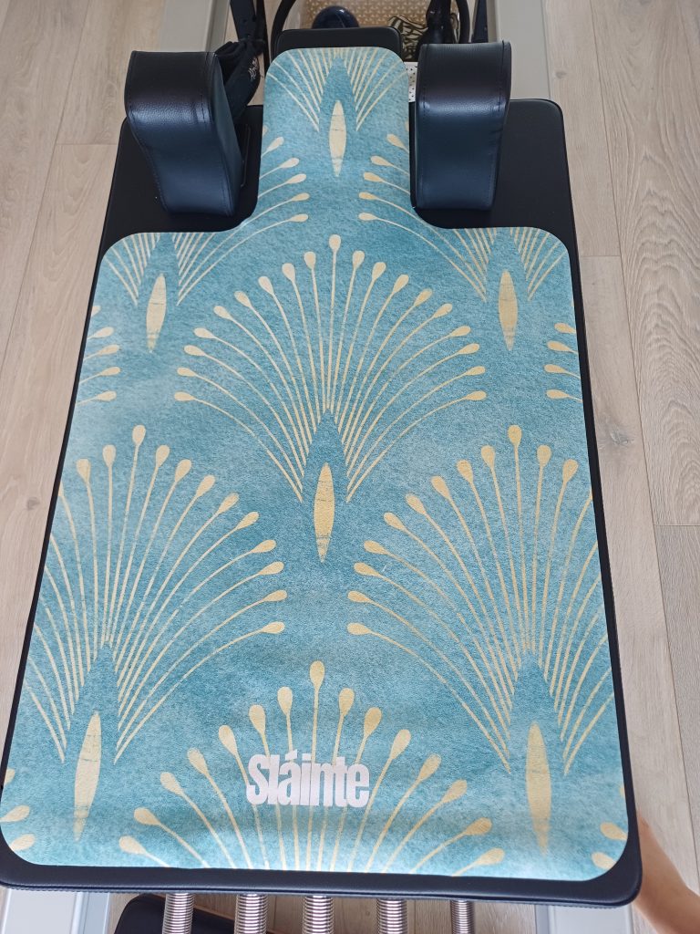 Fuinneamh Flow Reformer Pilates Mat