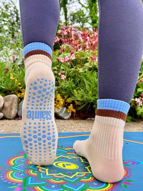Bamboo Crew Cois Farraige Pilates Grip Socks