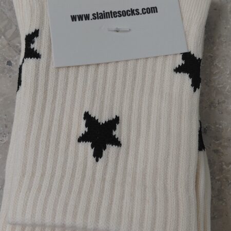 Amach Anocht BáinIn Pilates Grip Socks